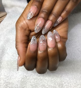 Snow Nails & Beauty