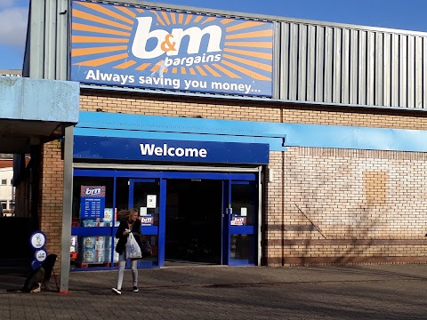 B&M Store