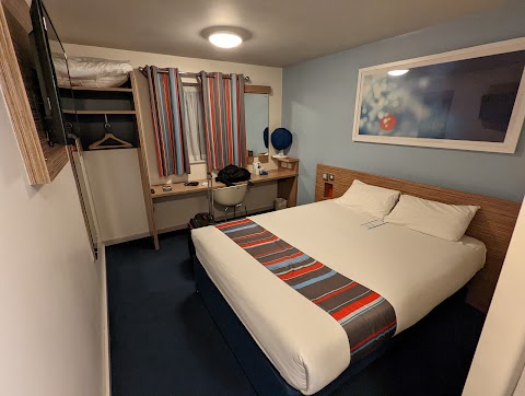 Travelodge Caerphilly