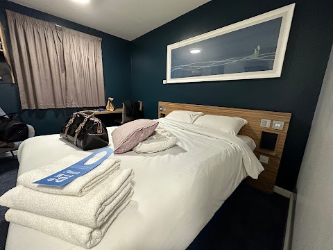 Travelodge Cheshire Oaks