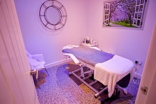 Escape Beauty Salon & Day Spa