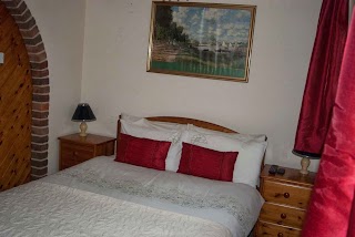 Self-Catering Cottage at Tovey Lodge