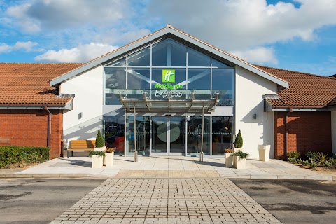 Holiday Inn Express Portsmouth - North, an IHG Hotel