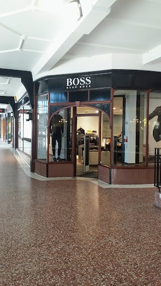 BOSS Store