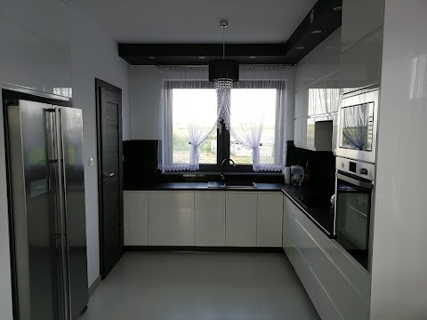 Fitted Kitchens London - Kitchen Cabinets UK