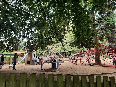 Grosvenor Park Play Area