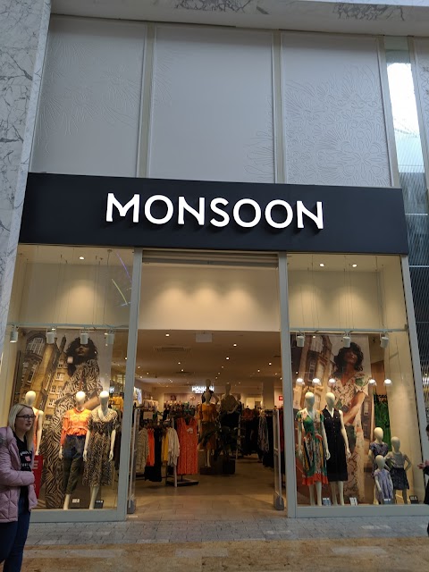 Monsoon & Accessorize