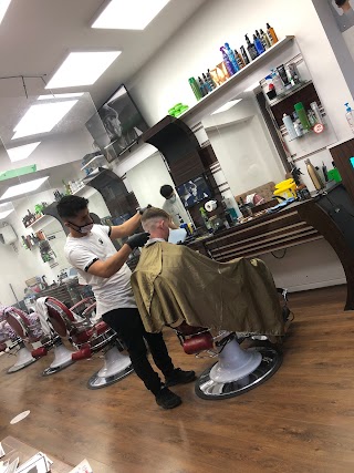 New Look Barbers Club