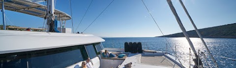 SailChecker Yacht Charter and Sailing