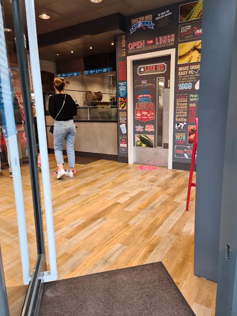 Domino's Pizza - London - Chiswick