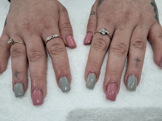 CUTEic'HULL Nails ltd