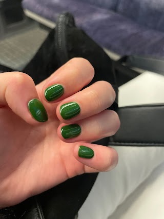 Chloe’s Nails & Beauty