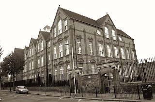 Shaftesbury Primary School - East Ham