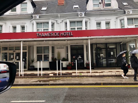 Thameside Hotel