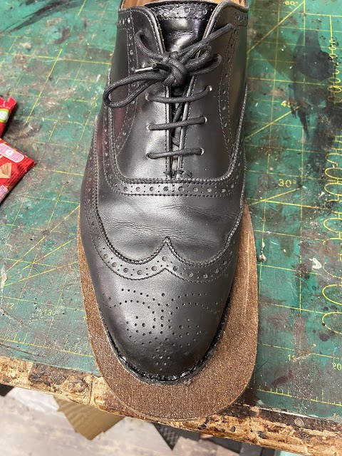 Mansfield Shoe Repairs Locksmiths & Engraving