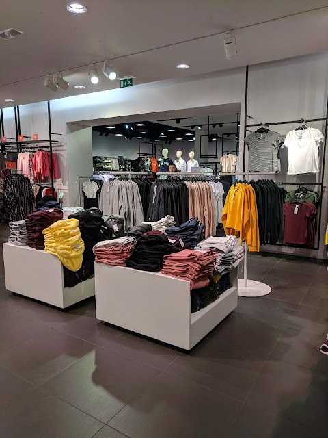 H&M