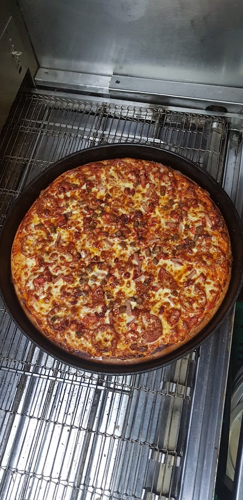 Classic pizza