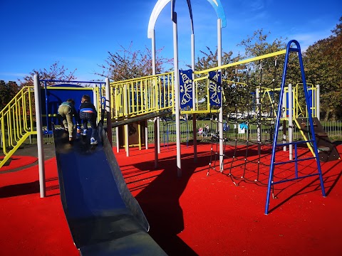 Harrison Park, Playground