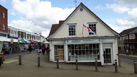 Jardines Pharmacy