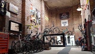 Red Brick Cycles