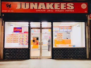 Junakees