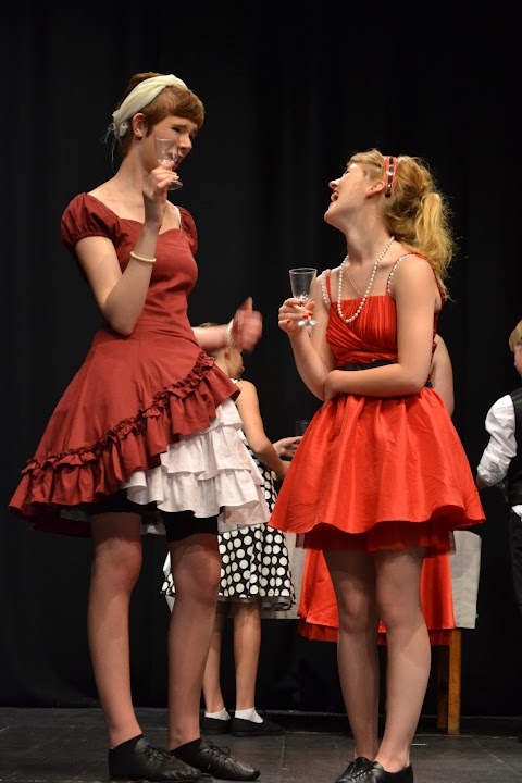 Shine On Stage - STROUD STAGE SCHOOL - Performing arts for young people