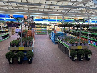 B&M Home Store with Garden Centre