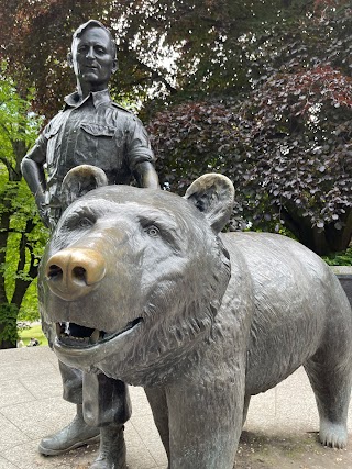 Wojtek the Soldier Bear Memorial