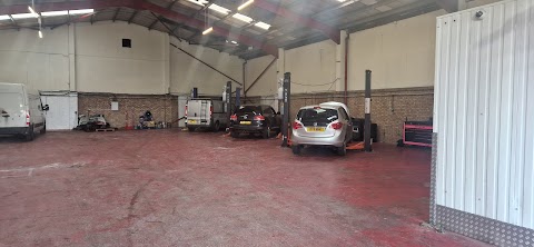 Red Smoke Automotive MOT Centre