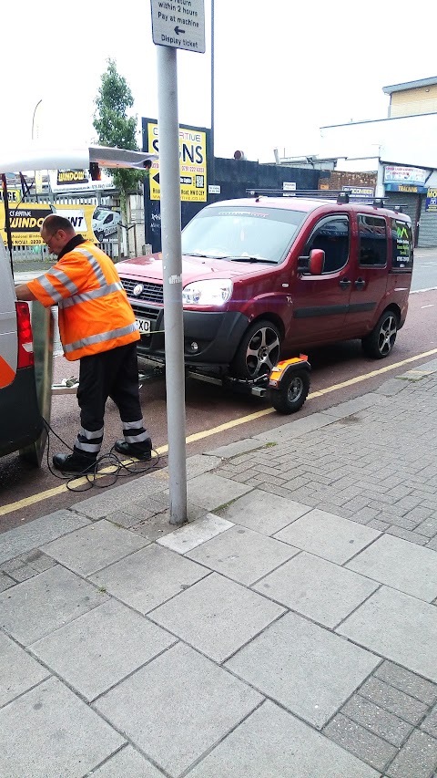 Slocombes Car Service Centre