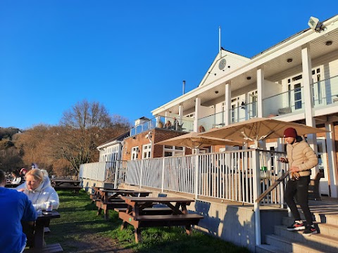 The Boathouse Pub Restaurant & Accommodation, Bath