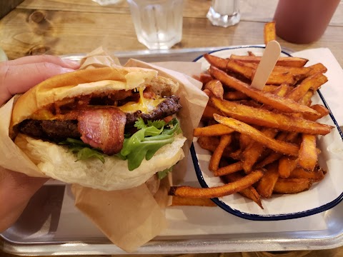 Tribal Burger - (Botanic Avenue)