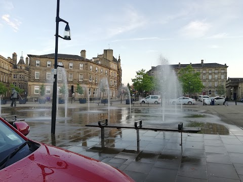 St George's Square