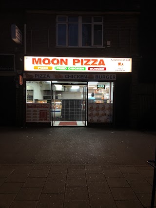 Moon Pizza