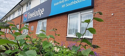 Travelodge Wakefield Woolley Edge M1 Southbound