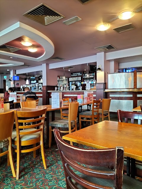 The Central Bar - JD Wetherspoon