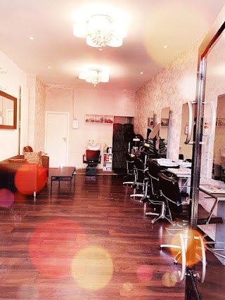 Fabulous Hair Salon