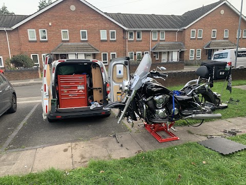 The mobile motorbike mechanic