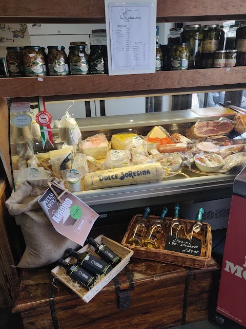 il Cortile Italian Deli