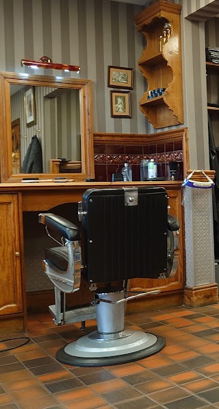 Mr R Barber Shop