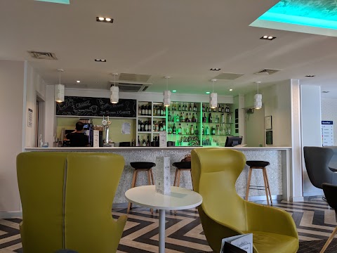 ibis Styles London Heathrow Airport