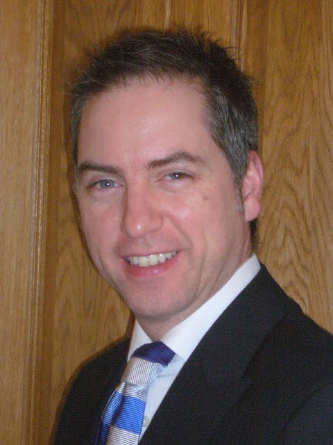 Gerard Kelly, NHS Consultant ENT Surgeon, Living Care Health Services