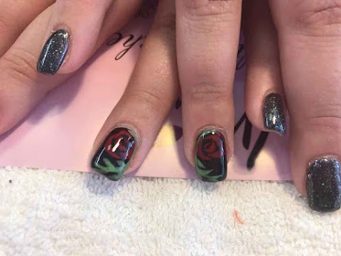 Ivy Nails