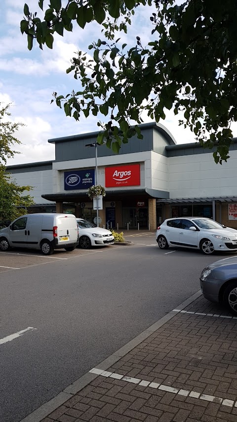 Argos Sheffield Crystal Peaks