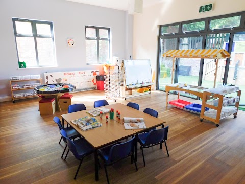 Red Bus Nursery & Pre-School