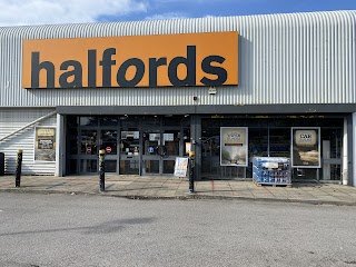 Halfords - Waterlooville