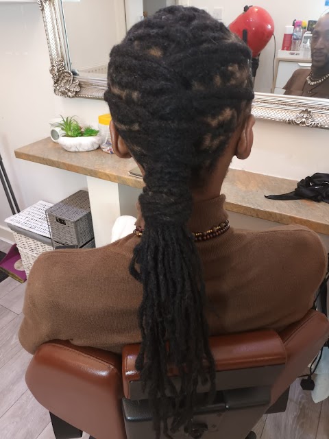 Drea Locs and Nailz - Dreadlock Salon Suite