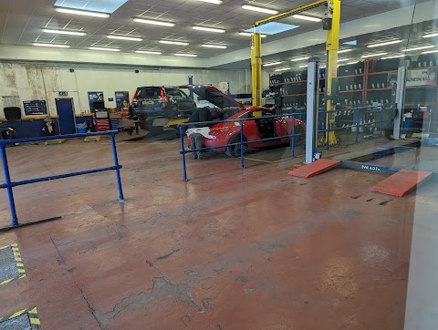 Kwik Fit - Neath