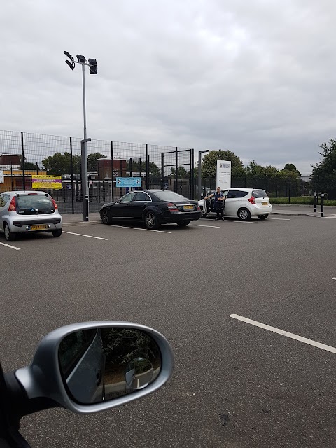 Slade Green and Howbury Community Centre and Library