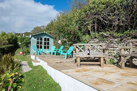 Talland Beach Cottages